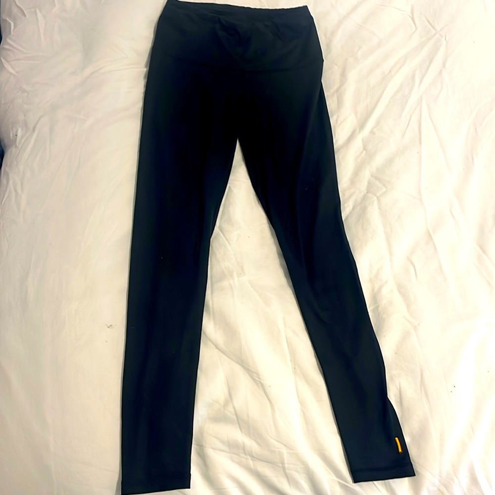 Lucy shiny black legging